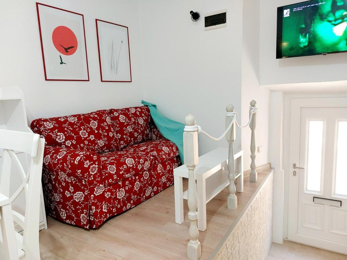 Sha La La - Charming, Unique Studio In A Historic Building Next To A Castle, Wifi, Smart Tv, Washer-Dryer Bakar Εξωτερικό φωτογραφία