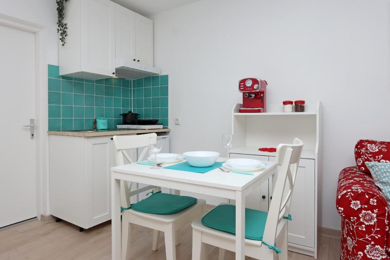 Sha La La - Charming, Unique Studio In A Historic Building Next To A Castle, Wifi, Smart Tv, Washer-Dryer Bakar Εξωτερικό φωτογραφία